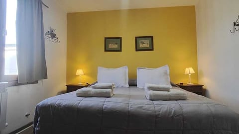 Double Room (11) | In-room safe, free WiFi, bed sheets