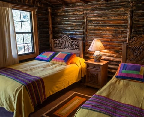 Cabin, 4 Bedrooms (Cabaña Cuatro Recamaras) | In-room safe, individually decorated, individually furnished, bed sheets