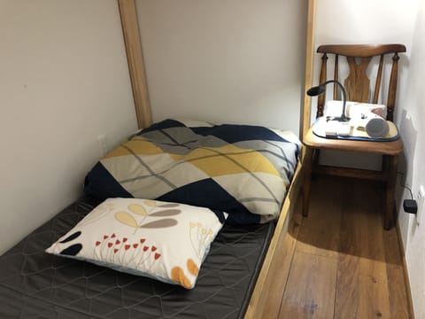 Economy Single Room | Down comforters, in-room safe, free WiFi, bed sheets