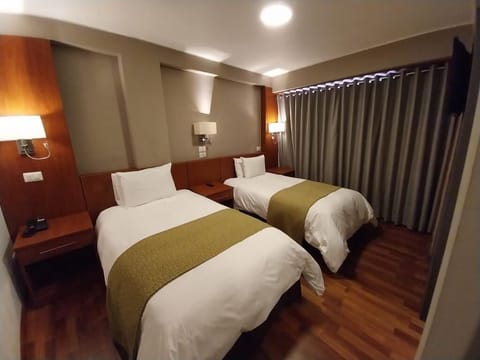 Standard Room, 2 Twin Beds | View from room