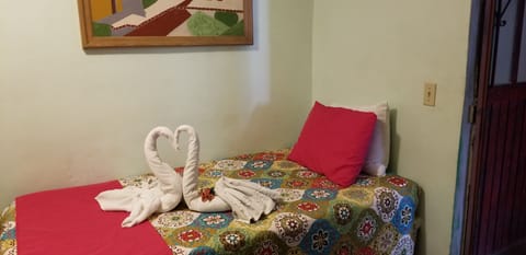 Standard Room, 2 Twin Beds | Individually decorated, individually furnished, iron/ironing board