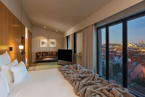 Premium Room, City View | City view