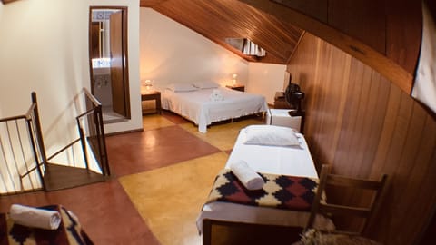 Superior Terreo ou Sotao | Free WiFi, bed sheets