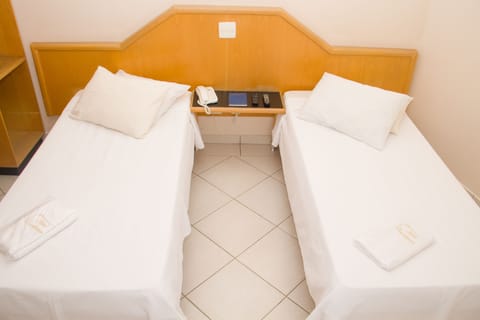 Superior Twin Room | Minibar, desk, free WiFi, bed sheets