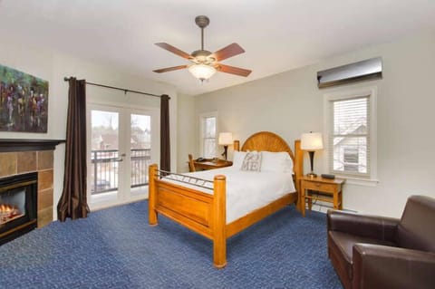 Premier Double Room, 1 Queen Bed | Egyptian cotton sheets, premium bedding, individually decorated