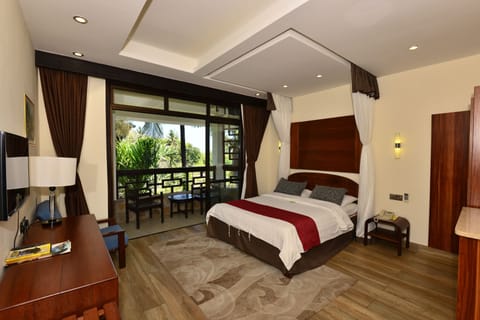 Executive Double Room | In-room safe, blackout drapes, iron/ironing board