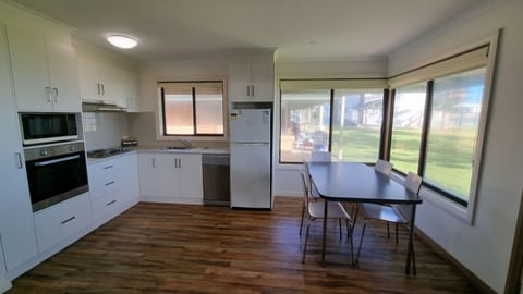 4 Berth Beachfront Unit  | Private kitchen | Full-size fridge, microwave, stovetop, coffee/tea maker