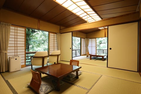 Annex Room with Open-air Bath "ASAGIRI" | Desk, free WiFi