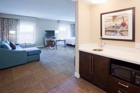 Studio, 2 Queen Beds, Non Smoking, Refrigerator & Microwave (Wet Bar) | In-room safe, desk, blackout drapes, free WiFi