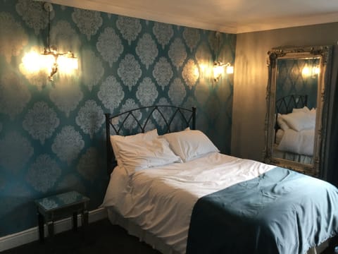 Double Room (Topaz) | Premium bedding, individually decorated, individually furnished