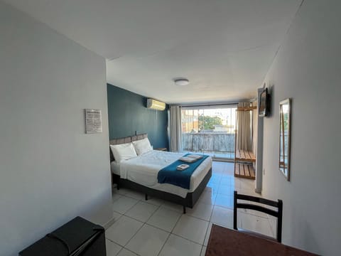 Basic Double Room (With Air Conditioning) | Minibar, free WiFi, bed sheets