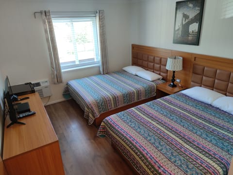 Basic Double Room, 2 Queen Beds | Desk, free cribs/infant beds, free WiFi