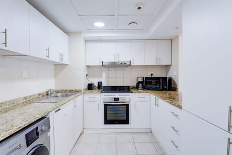 Coffee/tea maker, electric kettle, highchair