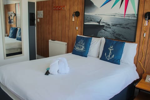 In-room safe, iron/ironing board, free WiFi, bed sheets