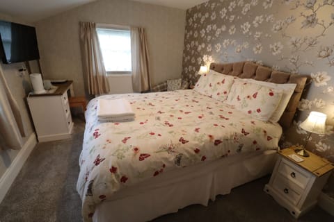 Superior Double Room | Individually decorated, individually furnished, bed sheets