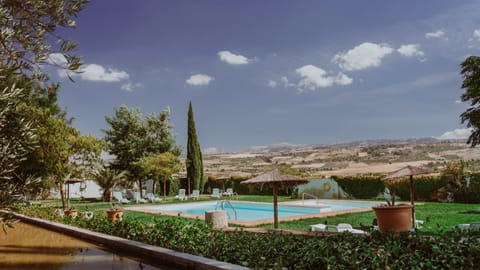 Seasonal outdoor pool, pool umbrellas, sun loungers