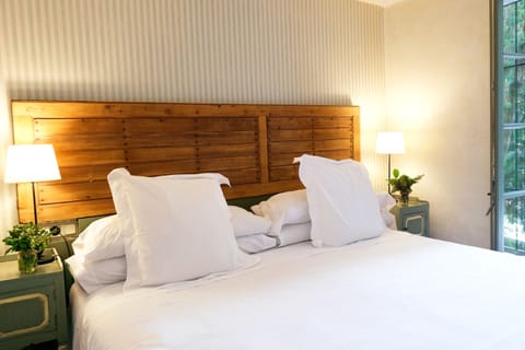 Junior Suite | Soundproofing, free WiFi, bed sheets