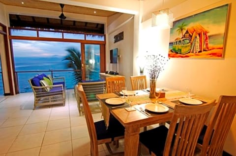 Luxury Villa, 1 Bedroom, Ocean View | In-room dining