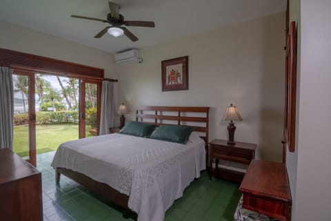 Ocean Front 2 Bedroom Condo | Premium bedding, in-room safe, individually decorated