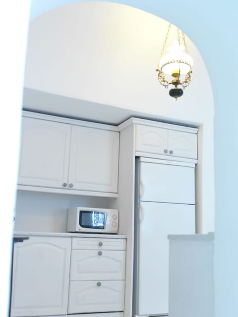 Adrales Cave House | Private kitchen | Fridge, espresso maker, coffee/tea maker, electric kettle