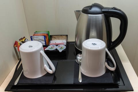 Double Room (French Room) | Coffee and/or coffee maker