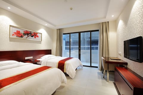 Exclusive Business Room | In-room safe, desk, blackout drapes, free WiFi