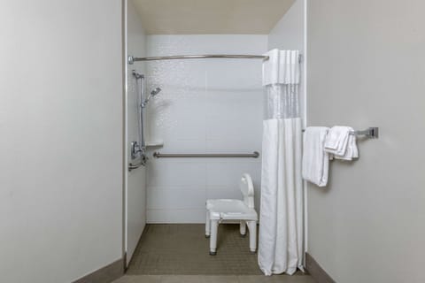 Deluxe Room, 2 Queen Beds, Accessible, View (Mobility/Hearing Impaired Accessible) | Bathroom | Combined shower/tub, eco-friendly toiletries, hair dryer, towels