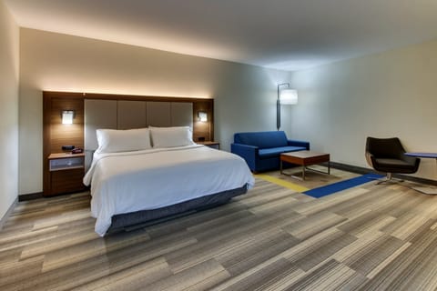 Suite, 1 King Bed, Accessible (Mobility Roll-In Shower) | In-room safe, desk, laptop workspace, blackout drapes