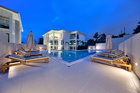 2 outdoor pools, pool umbrellas, sun loungers