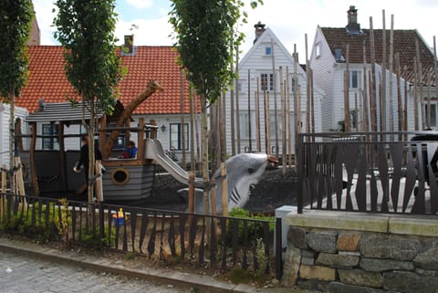 Children's play area - outdoor