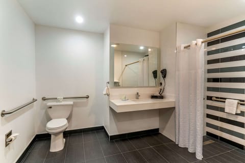 Room, 2 Queen Beds, Accessible, Non Smoking | Bathroom | Shower, free toiletries, hair dryer, towels