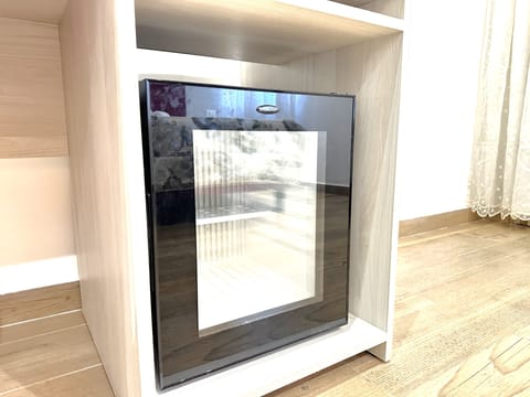 Standard Double Room | Mini-refrigerator