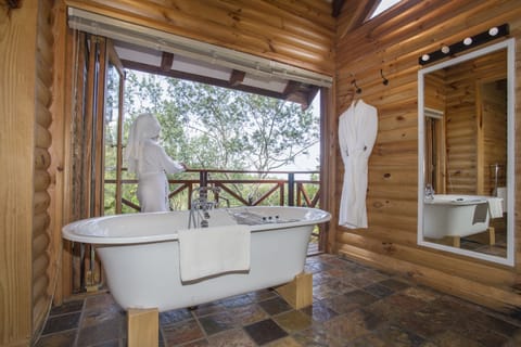 Luxury Double or Twin Room | Bathroom | Separate tub and shower, deep soaking tub, hair dryer, bathrobes