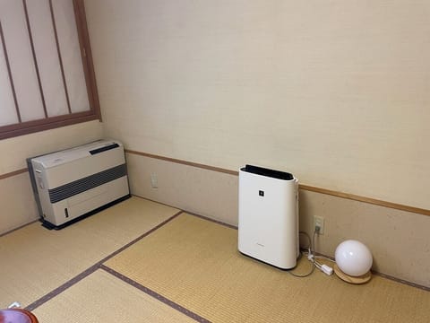 Japanese-style room 8 tatami mats, Non smoking | In-room safe, desk, free WiFi, bed sheets