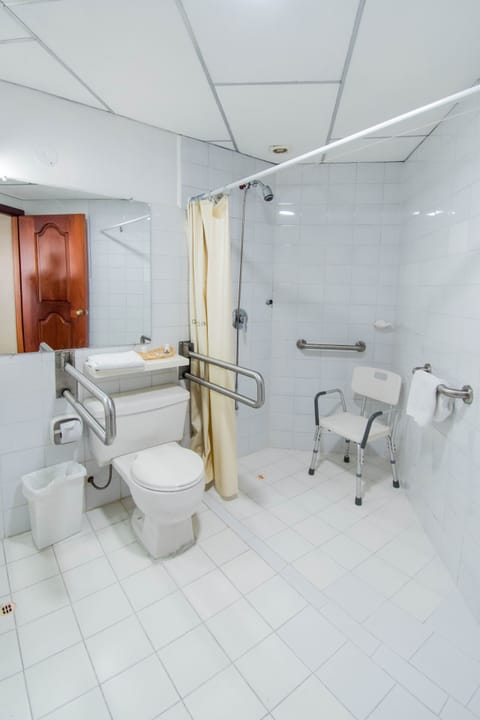 Quadruple Room, 1 Bedroom, Accessible, Private Bathroom | Bathroom | Shower, hair dryer, towels, soap