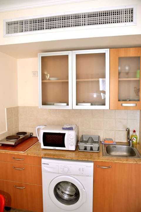 Comfort Studio, Sea View, Beachfront | Private kitchenette | Fridge, microwave, stovetop, coffee/tea maker