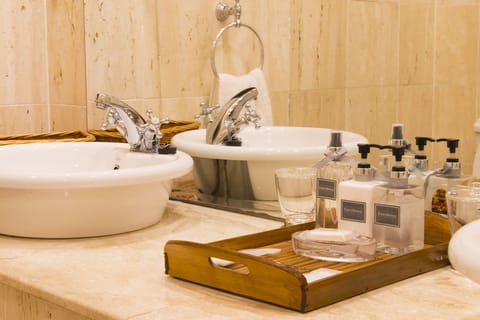 Standard double with bath&shower ensuite | Bathroom amenities | Free toiletries, hair dryer, bathrobes, slippers