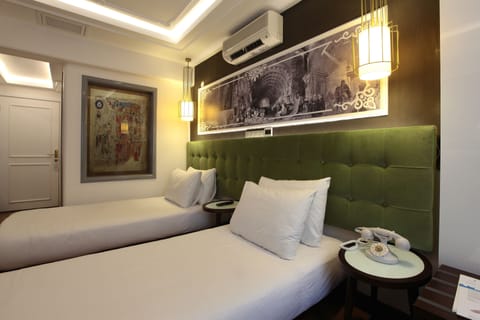 Classic Room | Premium bedding, minibar, in-room safe, desk