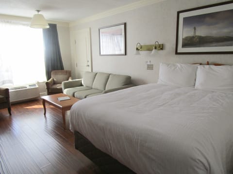 Premium bedding, Select Comfort beds, desk, iron/ironing board