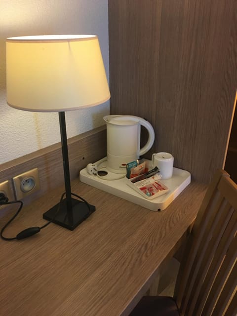 Desk, free cribs/infant beds, free WiFi, bed sheets