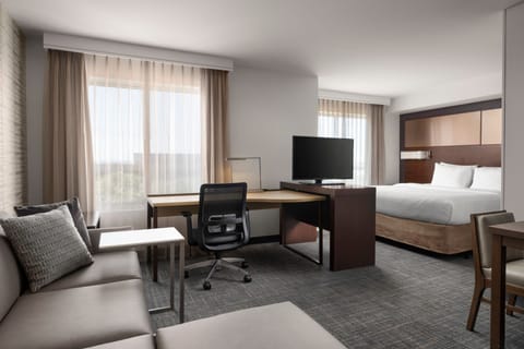 Desk, iron/ironing board, cribs/infant beds, free WiFi