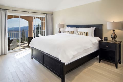 Superior Suite | Premium bedding, pillowtop beds, in-room safe, iron/ironing board
