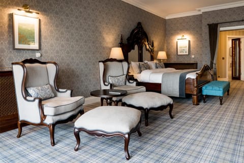 Premium bedding, memory foam beds, minibar, in-room safe