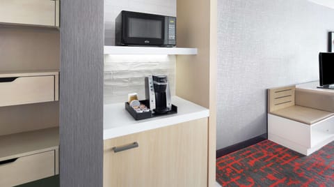 Premium bedding, Select Comfort beds, in-room safe, desk