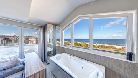 Deluxe Penthouse-Suite Sea View | Beach/ocean view