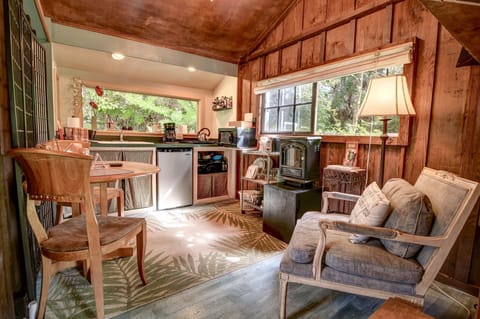 Romantic Cottage, 1 Queen Bed, Hot Tub | Private kitchenette | Fridge, microwave, coffee/tea maker