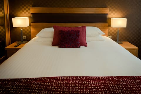 Standard Double Room | Hypo-allergenic bedding, in-room safe, iron/ironing board, free WiFi