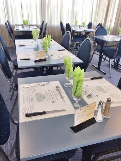 Dinner served, French cuisine