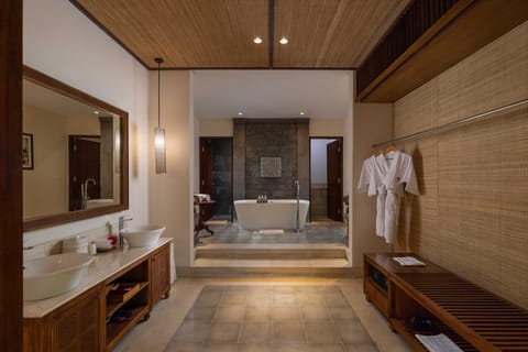 2-Bedroom Visesa Forest Suite with Private Jacuzzi | Bathroom | Separate tub and shower, free toiletries, hair dryer, bathrobes