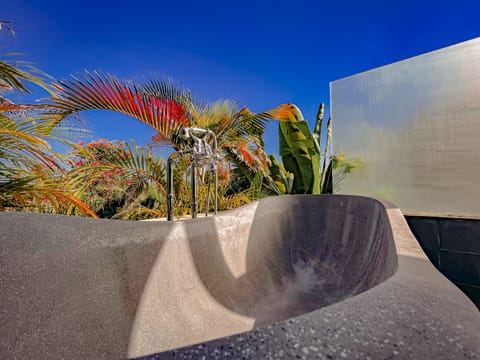 Four Bedroom Villa with Private Pool | Bathroom | Separate tub and shower, deep soaking tub, free toiletries, hair dryer